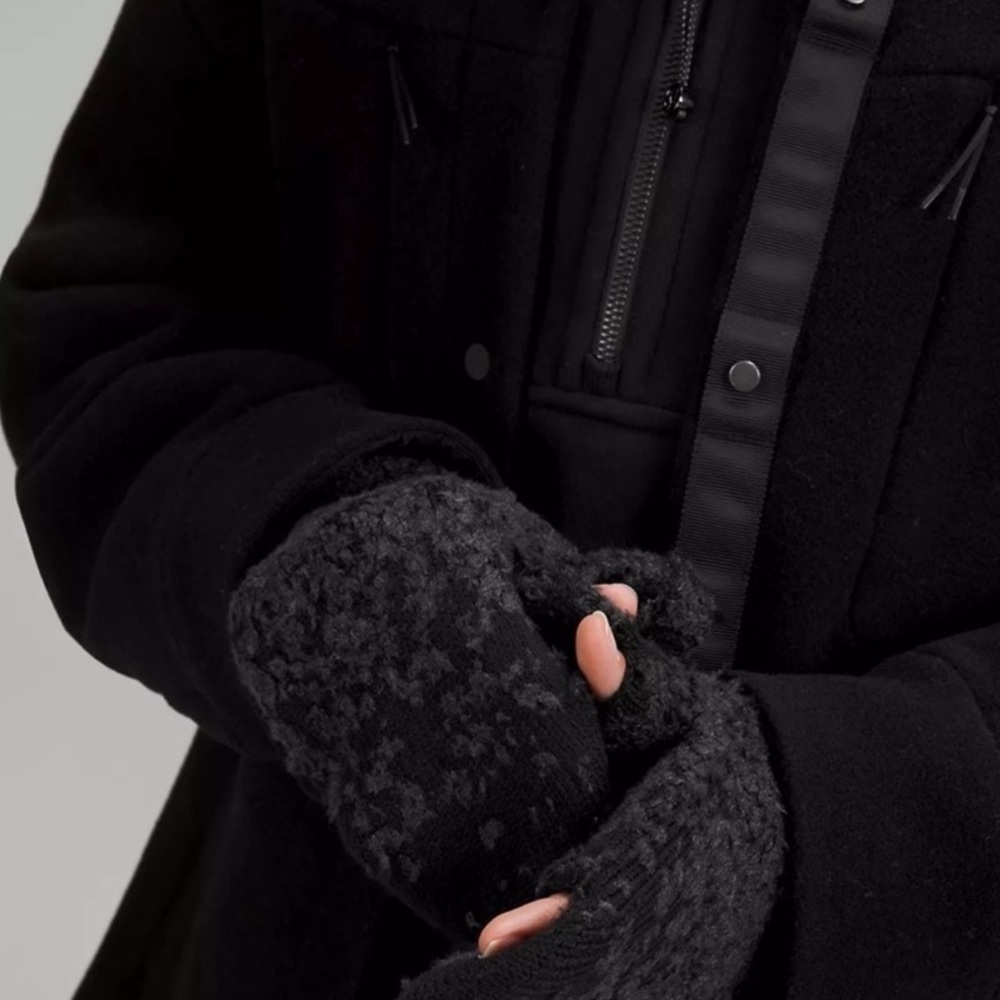 Lululemon Ombre Knit Textured Mittens Merino Wool Black Graphite Grey M L Nwt - Picture 4 of 11